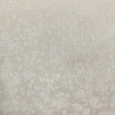 בד 100% כותנה רוחב 1.10 מטר בצבע שנהב, הדפס פרחים בלבן