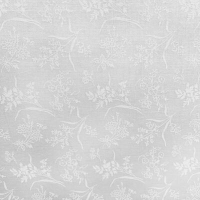 בד 100% כותנה בצבע לבן רוחב 1.10 מטר, הדפס פרחים וגבעולים בלבן